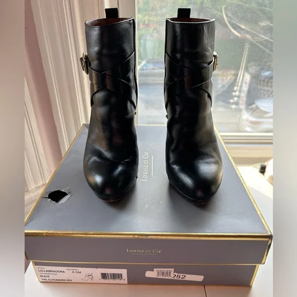 Louise et Cie ‘Labradora’ Boot- size 8.5 - Picture 2 of 11